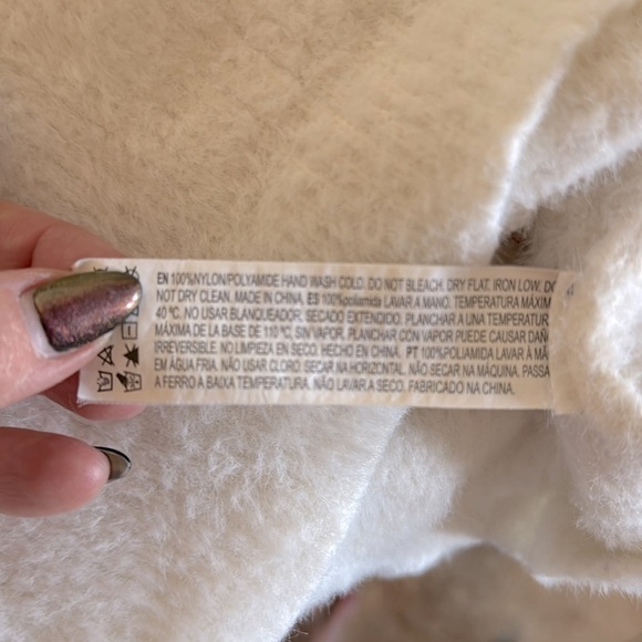 Forever 21 Cozy White Sweater dress - Picture 8 of 8